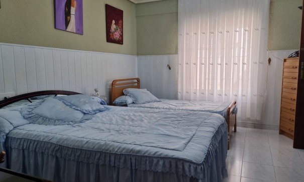 Herverkoop - Finca Landelijk pand -
Crevillente