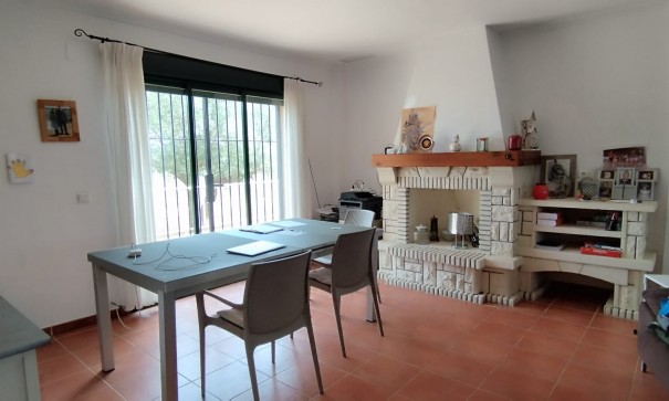 Sale - Finca Country Property -
Elche