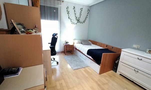 Herverkoop - Finca Landelijk pand -
Alicante