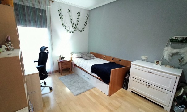 Herverkoop - Finca Landelijk pand -
Alicante