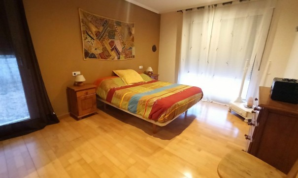 Herverkoop - Finca Landelijk pand -
Alicante