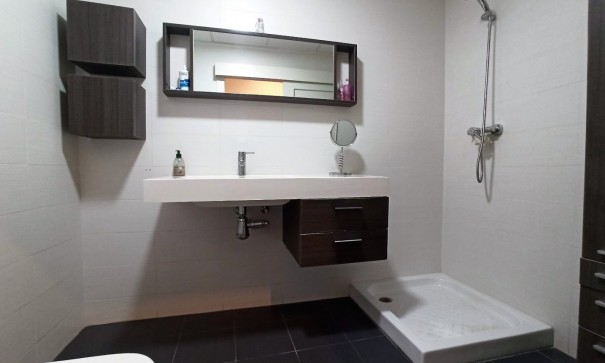 Herverkoop - Finca Landelijk pand -
Alicante