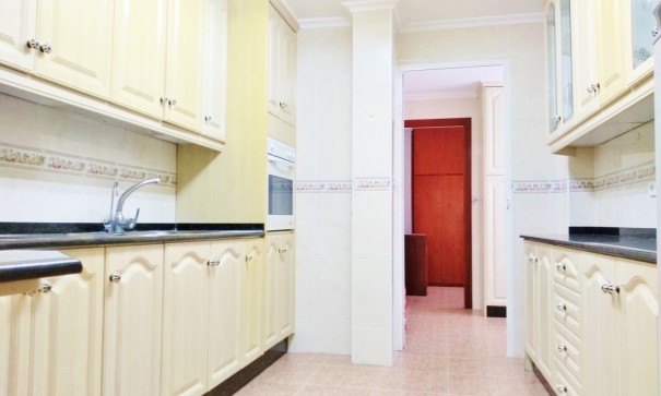 Sprzedaż - Apartament mieszkanie -
Alicante