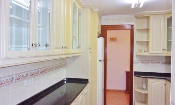 Sprzedaż - Apartament mieszkanie -
Alicante