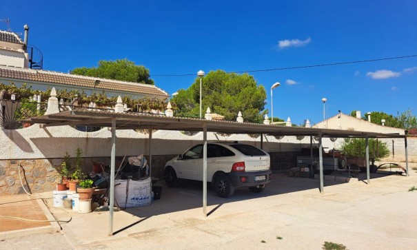 Venta - Finca Propiedad rural -
Almoradí