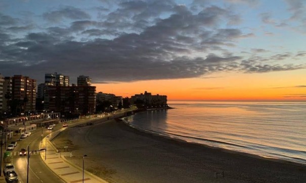 Resale - Wohnung Appartement -
El Campello