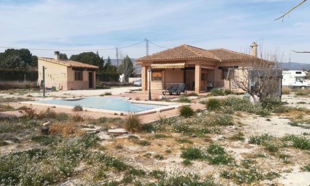 Återförsäljning - Finca lantlig egendom -
Castalla