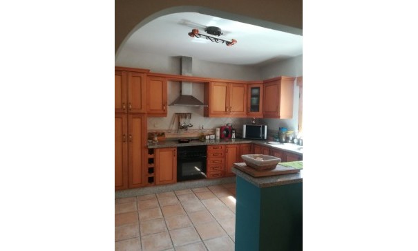 Återförsäljning - Finca lantlig egendom -
Castalla