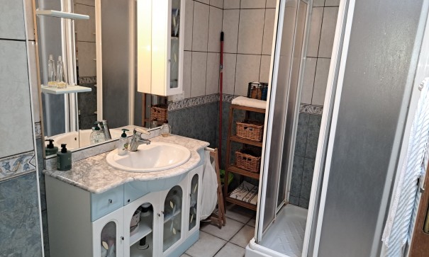 Återförsäljning - Villa i parhus -
La Mata