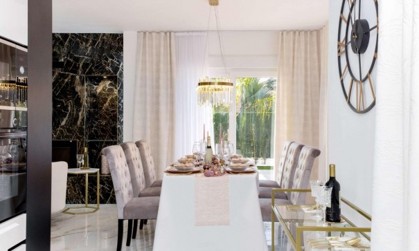 Återförsäljning - Fristående villa -
Orihuela Costa