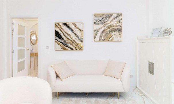 Återförsäljning - Fristående villa -
Orihuela Costa