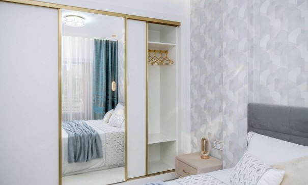 Återförsäljning - Fristående villa -
Orihuela Costa