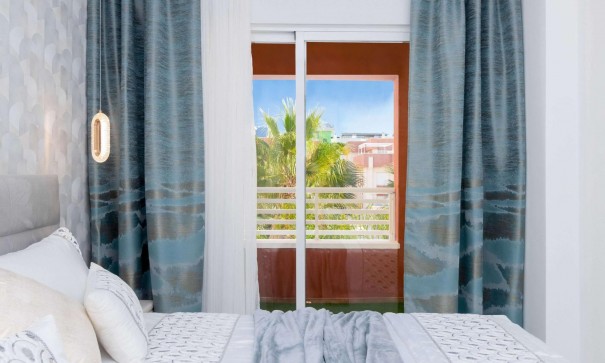 Återförsäljning - Fristående villa -
Orihuela Costa