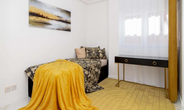 Återförsäljning - Fristående villa -
Orihuela Costa