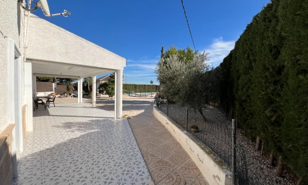 Sale - Finca Country Property -
Dolores