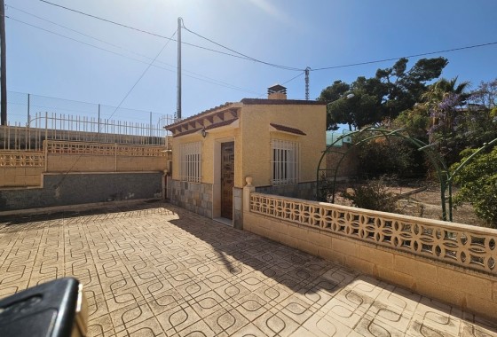 Sprzedaż - Finca nieruchomość wiejska -
Crevillente