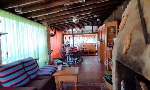 Sprzedaż - Finca nieruchomość wiejska -
Elche