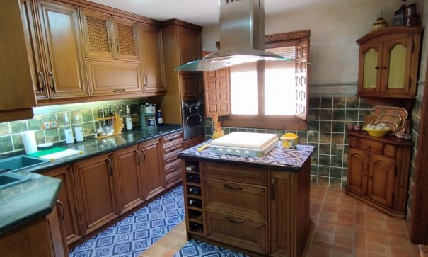 Sprzedaż - Finca nieruchomość wiejska -
Elche