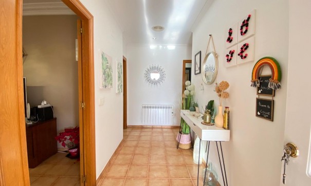 Sprzedaż - Finca nieruchomość wiejska -
Alicante