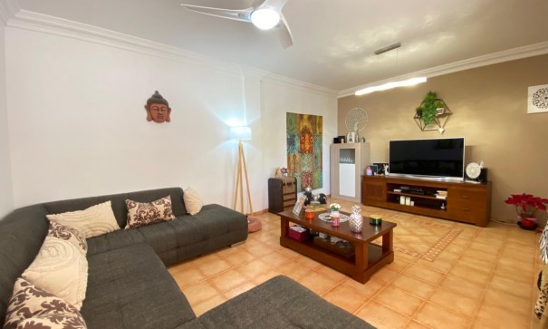 Sprzedaż - Finca nieruchomość wiejska -
Alicante