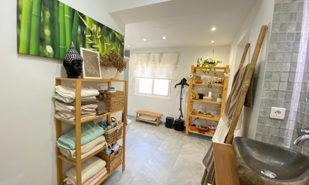 Sprzedaż - Finca nieruchomość wiejska -
Alicante