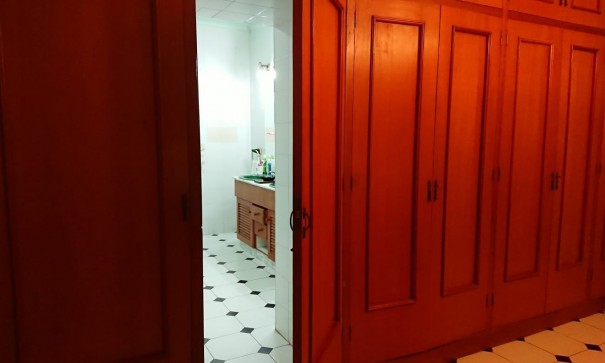 Herverkoop - Finca Landelijk pand -
Elche