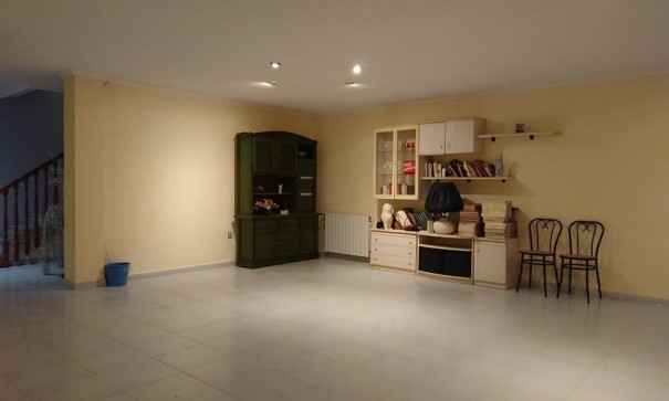 Herverkoop - Finca Landelijk pand -
Elche