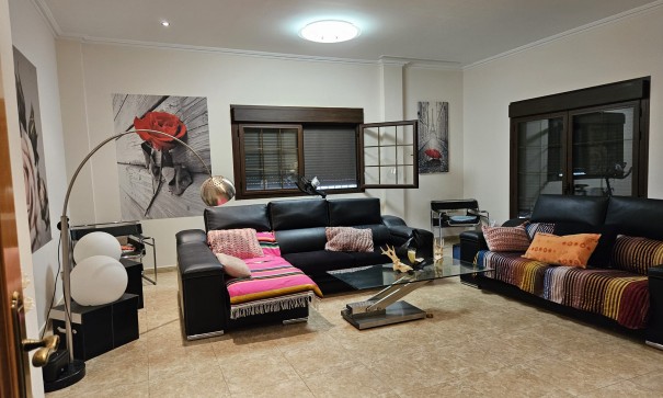 Resale - Finca Landgut -
Novelda