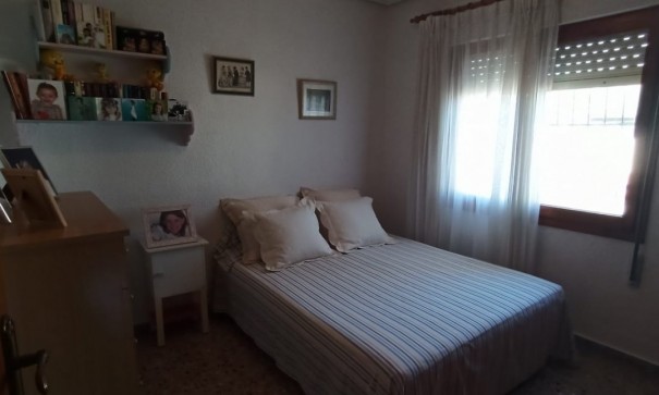 Sprzedaż - Finca nieruchomość wiejska -
Elche