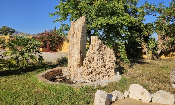 Resale - Finca Landgut -
Novelda