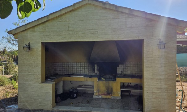 Resale - Finca Landgut -
Novelda