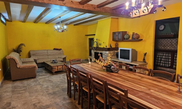 Resale - Finca Landgut -
Novelda