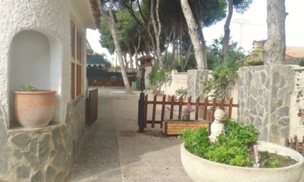 Herverkoop - Finca Landelijk pand -
El Campello