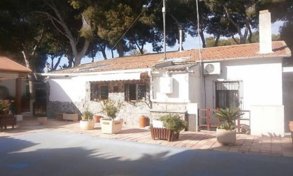 Herverkoop - Finca Landelijk pand -
El Campello