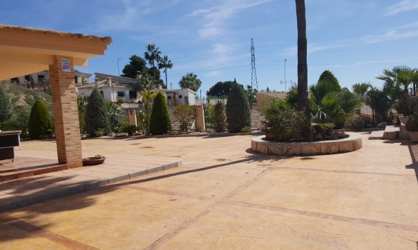 Resale - Finca Landgut -
Elche