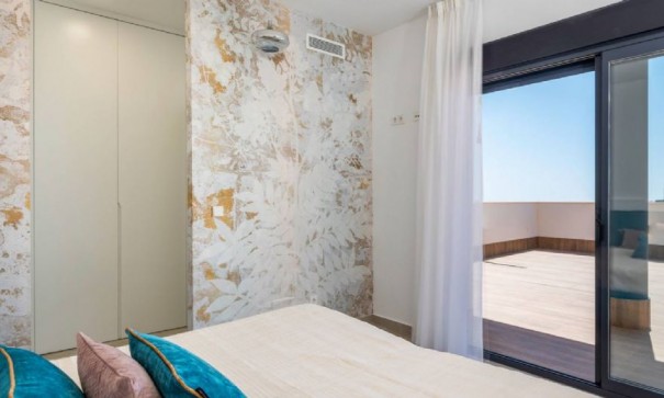 Videresalg - Fritliggende villa -
San Miguel de Salinas