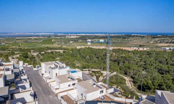 Videresalg - Fritliggende villa -
San Miguel de Salinas