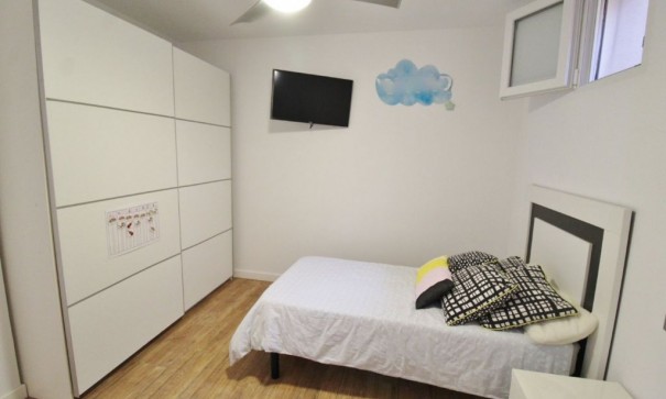 Resale - Freistehende Villa -
El Campello