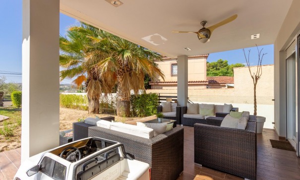 Resale - Freistehende Villa -
El Rebolledo