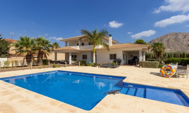 Resale - Freistehende Villa -
El Rebolledo