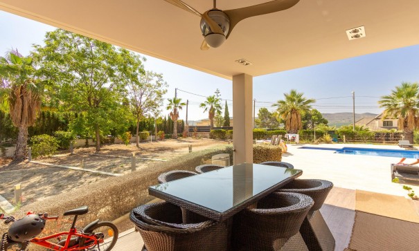 Resale - Freistehende Villa -
El Rebolledo