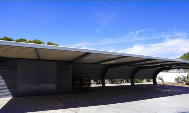 Återförsäljning - Finca lantlig egendom -
Elche