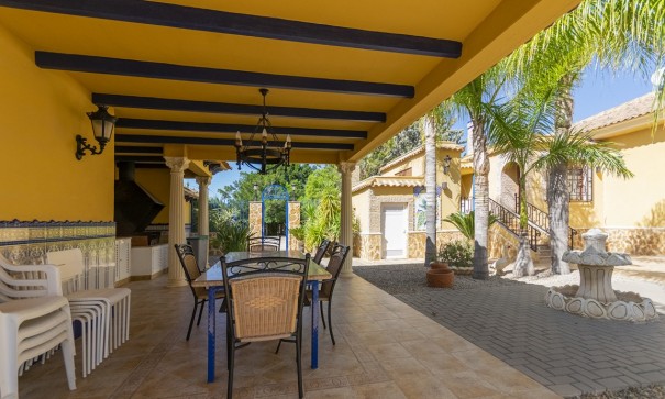 Sale - Finca Country Property -
Orihuela