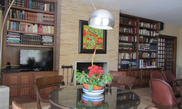 Återförsäljning - Finca lantlig egendom -
Alicante