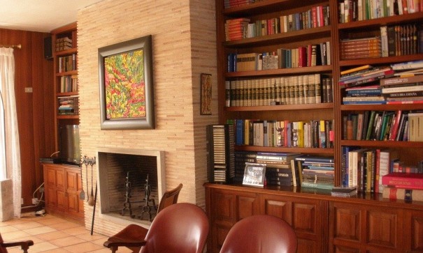 Återförsäljning - Finca lantlig egendom -
Alicante