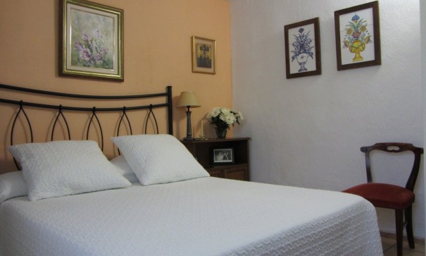 Återförsäljning - Finca lantlig egendom -
Alicante