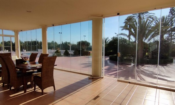 Herverkoop - Finca Landelijk pand -
Elche