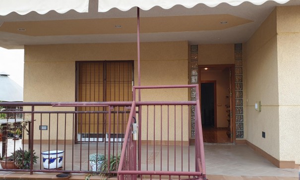 Herverkoop - Vrijstaande Villa -
Casillas - CASILLAS