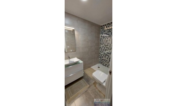 Sale - Apartment Flat -
Torrevieja - Playa del Acequión