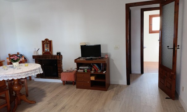 Herverkoop - Halfvrijstaande villa -
Torrevieja - Los Balcones